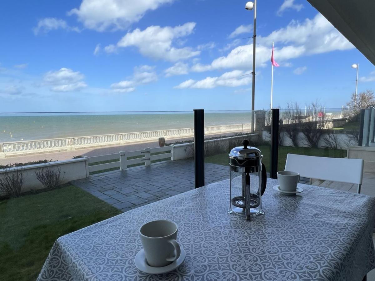 Studio En Centre-Ville De Cabourg Avec Balcon Et Parking - Fr-1-487-345 Exteriér fotografie