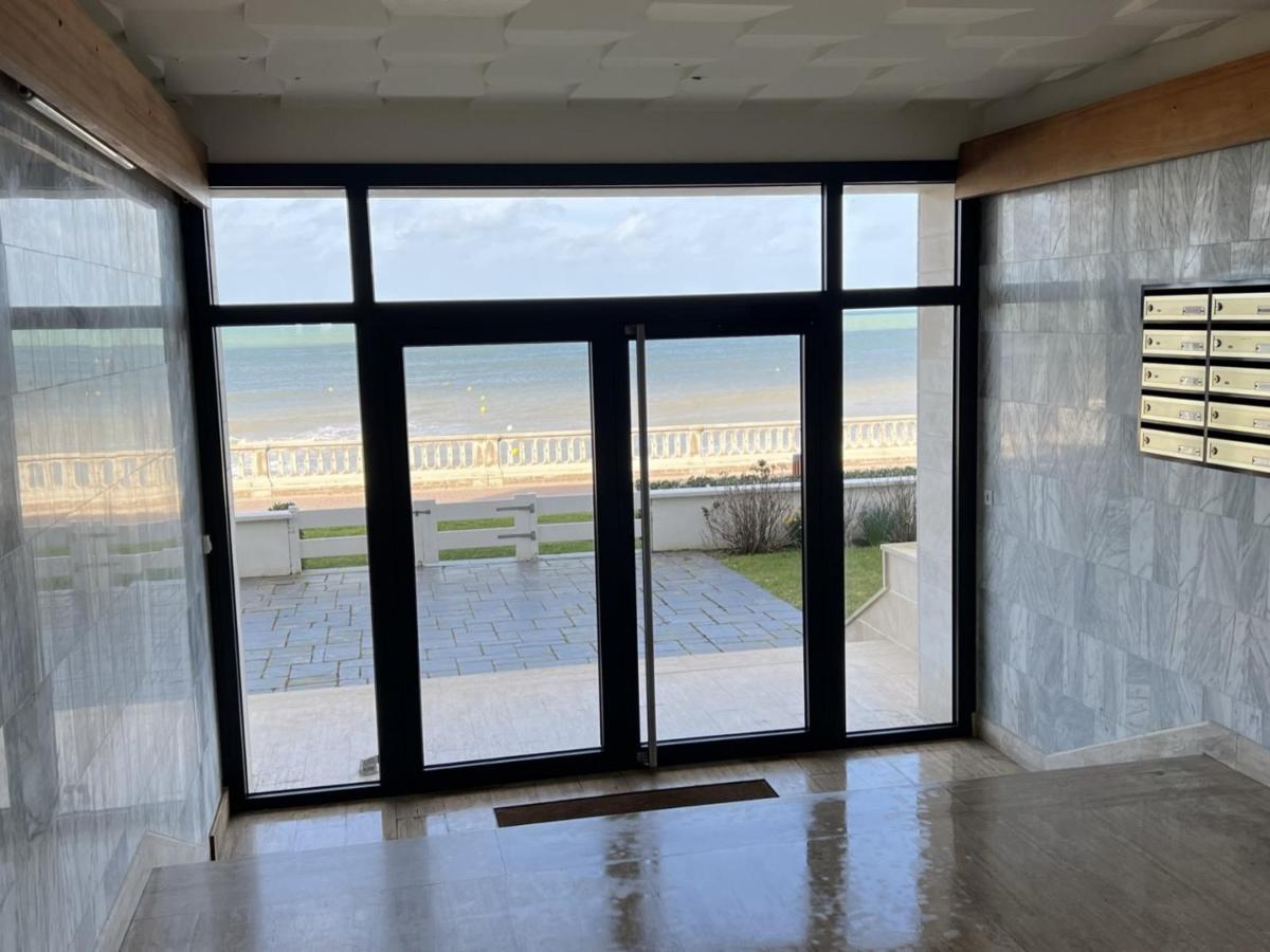 Studio En Centre-Ville De Cabourg Avec Balcon Et Parking - Fr-1-487-345 Exteriér fotografie